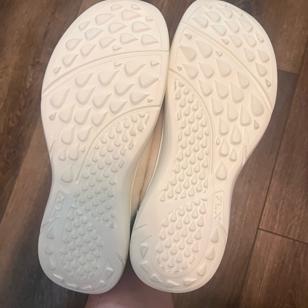 Wool sneakers - Picture 3 of 7